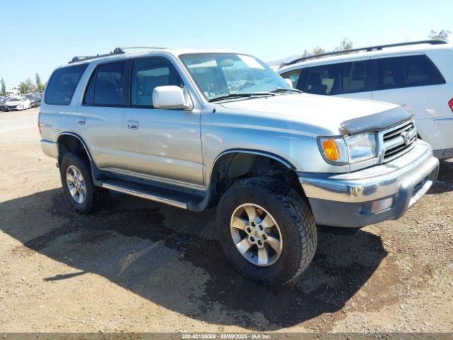  Salvage Toyota 4Runner