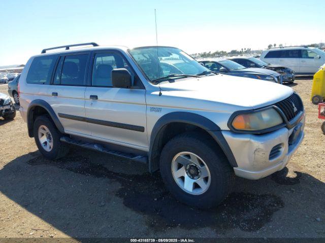  Salvage Mitsubishi Montero Sport