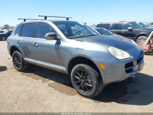  Salvage Porsche Cayenne