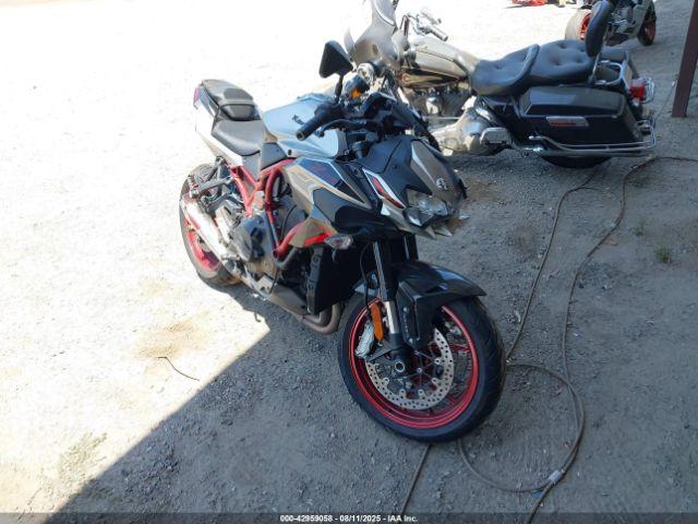  Salvage Kawasaki Zr1000