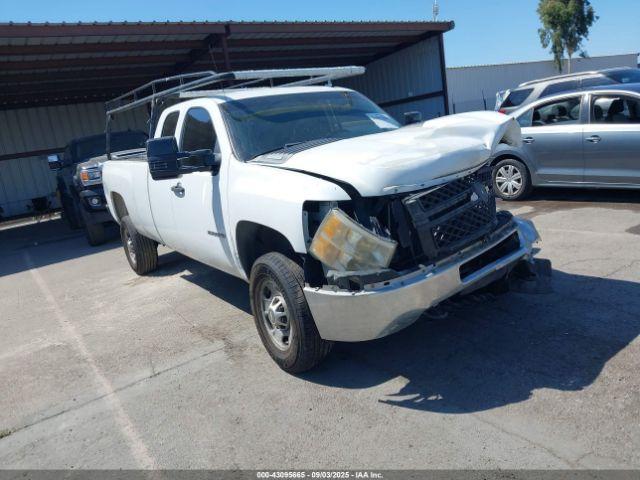 Salvage Chevrolet Silverado 2500