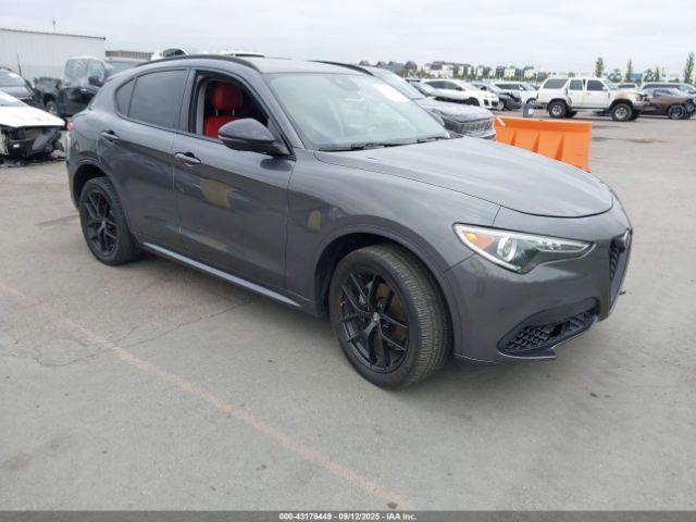  Salvage Alfa Romeo Stelvio