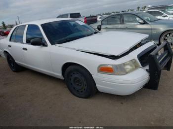  Salvage Ford Crown Victoria