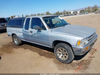  Salvage Toyota Pickup
