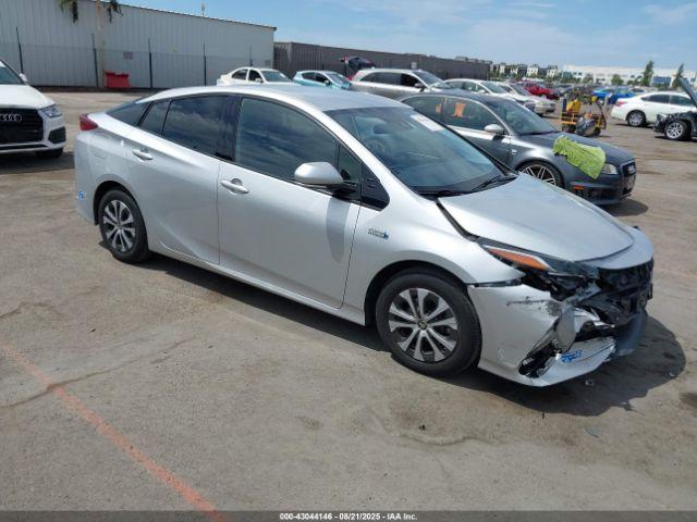  Salvage Toyota Prius Prime