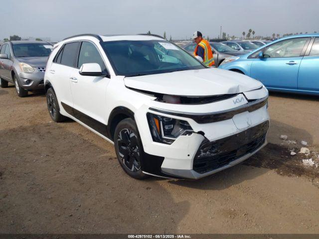  Salvage Kia Niro