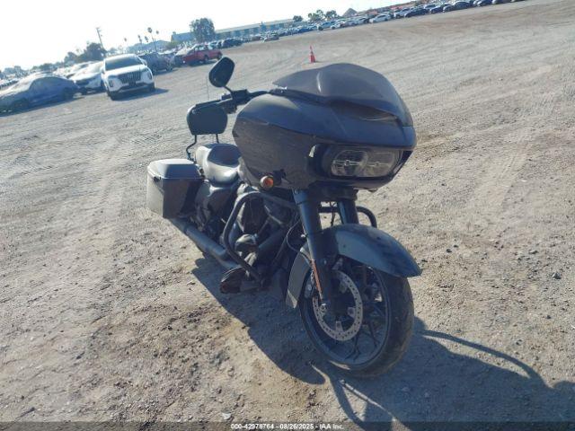  Salvage Harley-Davidson Fltrxs
