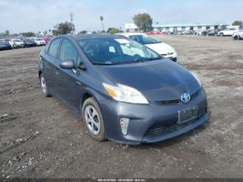  Salvage Toyota Prius
