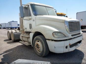  Salvage Freightliner Columbia
