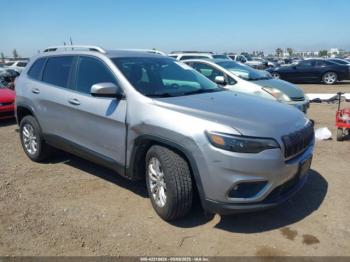  Salvage Jeep Cherokee