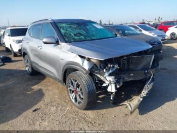  Salvage Kia Seltos