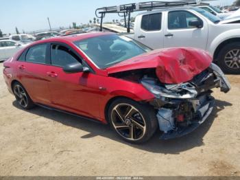  Salvage Hyundai ELANTRA