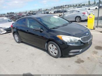  Salvage Kia Forte