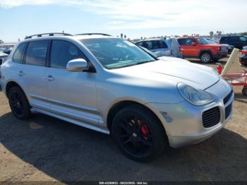  Salvage Porsche Cayenne