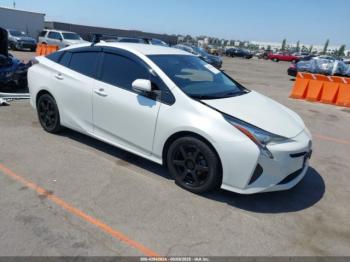  Salvage Toyota Prius