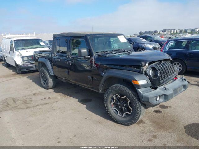  Salvage Jeep Gladiator