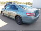 Toyota Camry Le Image 10