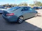 Toyota Camry Le Image 14