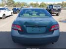 Toyota Camry Le Image 3
