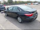 Toyota Camry Le Image 3