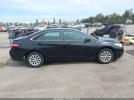 Toyota Camry Le Image 8