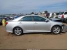 Toyota Camry Se Image 16
