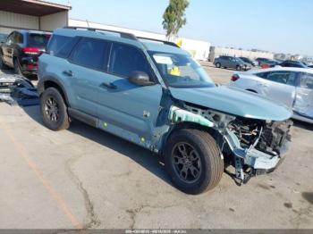  Salvage Ford Bronco