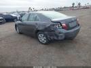 Toyota Camry Le Image 3