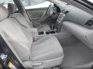 Toyota Camry Le Image 2