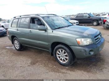  Salvage Toyota Highlander