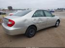 Toyota Camry Le Image 5