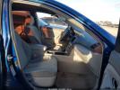 Toyota Camry Le Image 6