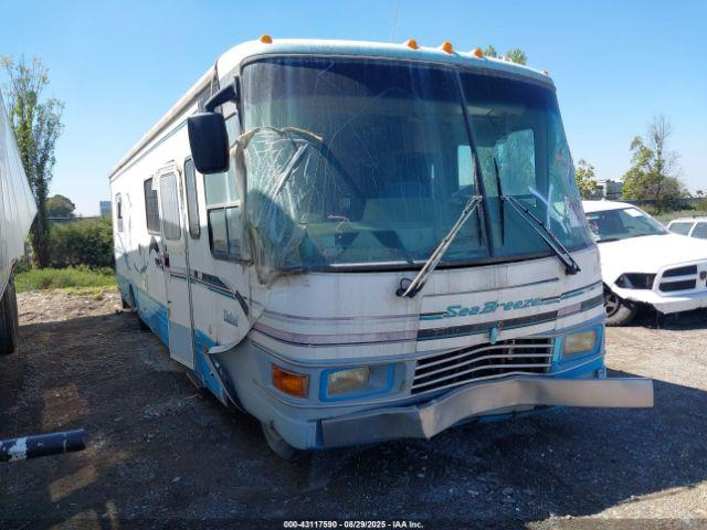  Salvage Chevrolet P30
