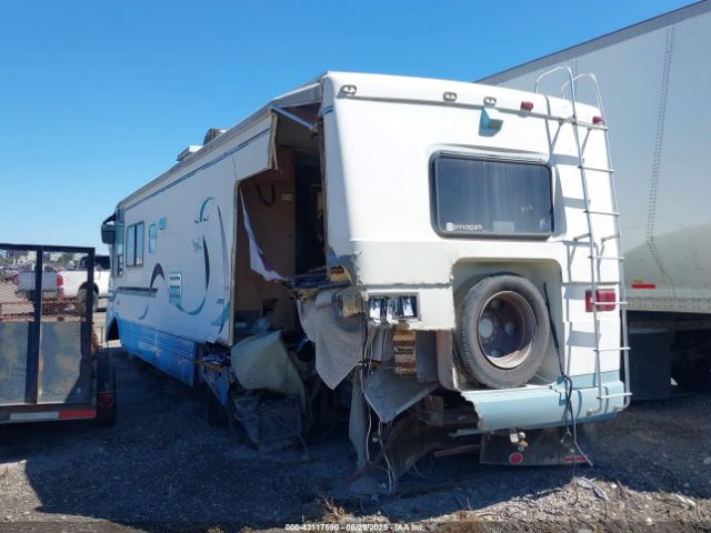 Chevrolet P30 Image 6