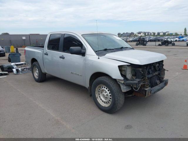  Salvage Nissan Titan