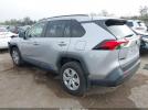 Toyota RAV4 Le Image 16