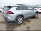 Toyota RAV4 Le Image 4