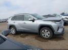 Toyota RAV4 Le Image 11