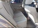 Toyota Camry Le Image 10