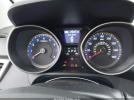 Hyundai ELANTRA Image 4