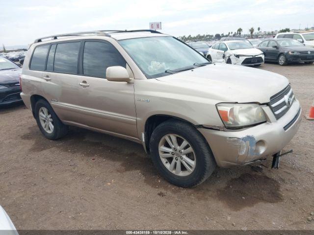  Salvage Toyota Highlander