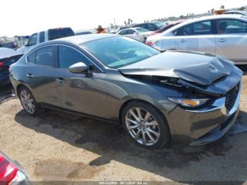  Salvage Mazda Mazda3