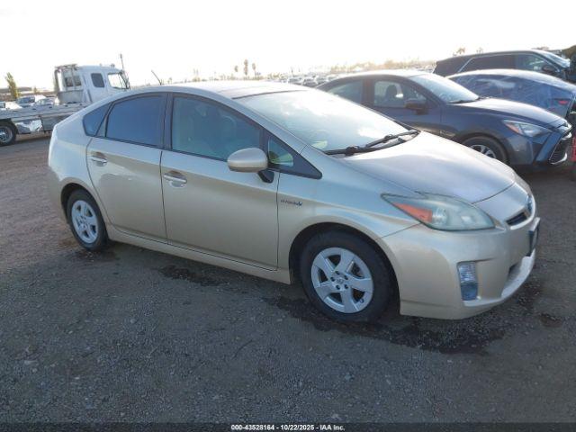  Salvage Toyota Prius