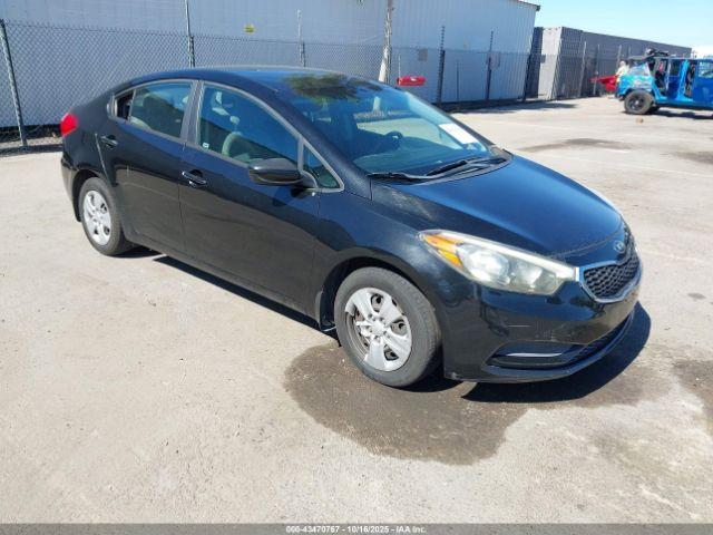  Salvage Kia Forte