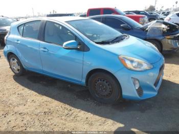  Salvage Toyota Prius c