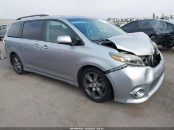  Salvage Toyota Sienna