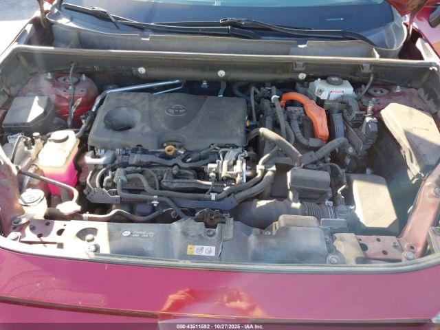 Toyota RAV4 Xle Image 2