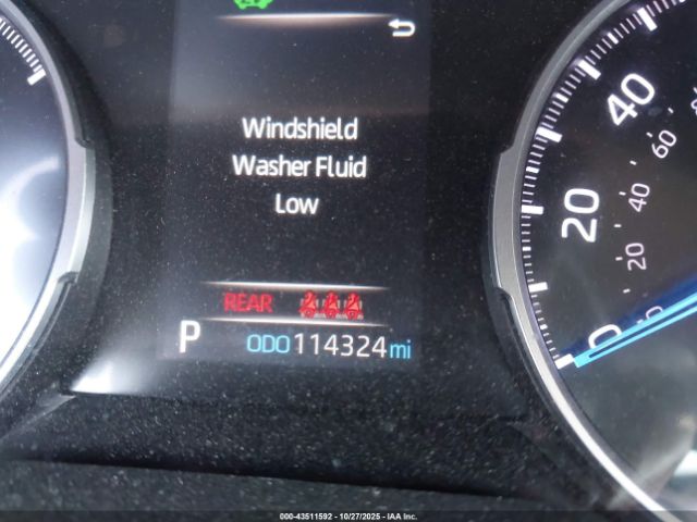 Toyota RAV4 Xle Image 4