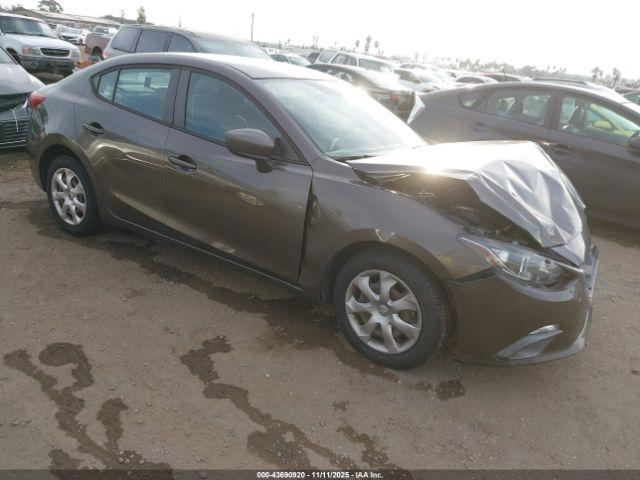  Salvage Mazda Mazda3