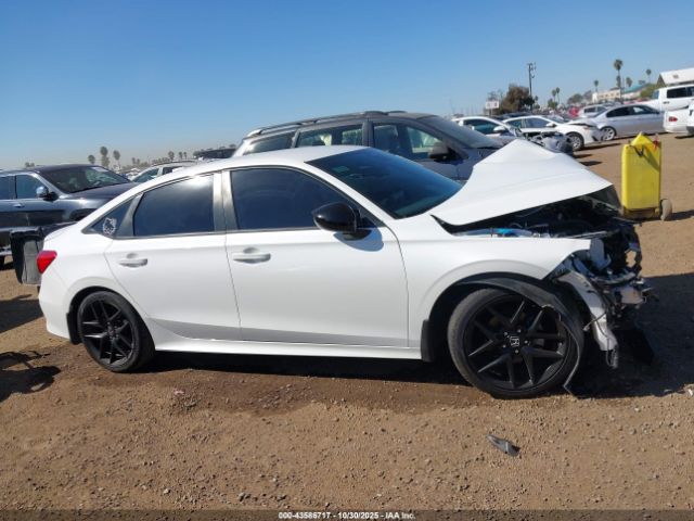 Honda Civic Sport Image 13